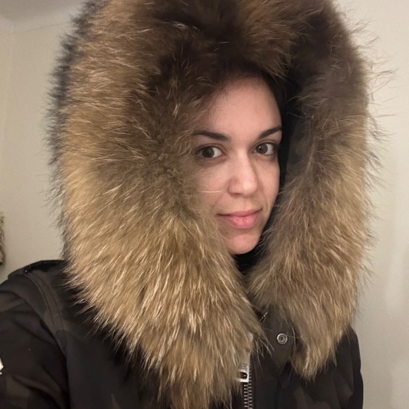 Unisex Original Goose Country Down Parka with Raccoon Fur - Picture 2 of 5